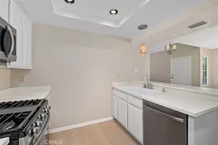 1 Woodleaf, Irvine, CA 92614 - Photo 7
