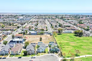 4822 Neely, Huntington Beach, CA 92649 - Photo 31