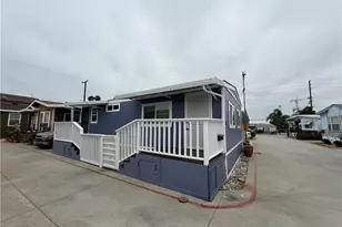 1741 Pomona Ave, Costa Mesa, CA 92627 - Photo 13