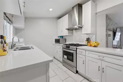 411 S Hewes St, Orange, CA 92869 - Photo 7