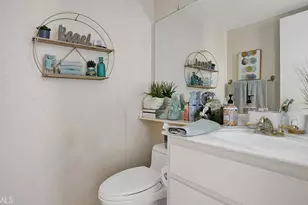 1013 W Orangewood, Anaheim, CA 92802 - Photo 9