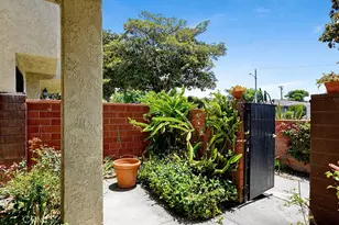 1013 W Orangewood, Anaheim, CA 92802 - Photo 17