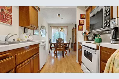 1013 W Orangewood, Anaheim, CA 92802 - Photo 5
