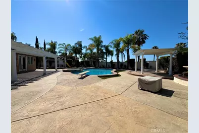2431 Rosser, Corona, CA 92879 - Photo 5