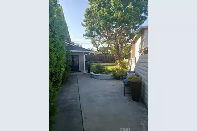 2336 Cynthia Court, Costa Mesa, CA 92627 - Photo 17