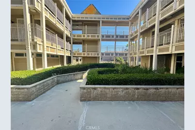 300 E Chestnut Avenue #301, Santa Ana, CA 92701 - Photo 27