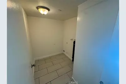 300 E Chestnut Avenue #301, Santa Ana, CA 92701 - Photo 13