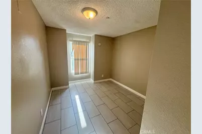 300 E Chestnut Avenue #301, Santa Ana, CA 92701 - Photo 21