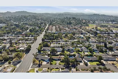 13032 Earlham, North Tustin, CA 92705 - Photo 37