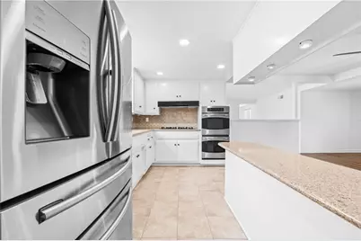 10441 Sunday, Huntington Beach, CA 92646 - Photo 15