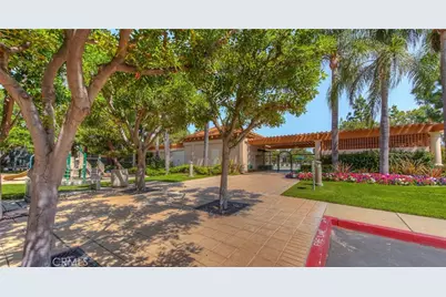 2345 Tryall, Tustin, CA 92782 - Photo 33