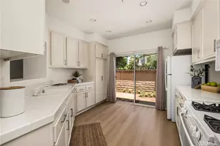 2345 Tryall, Tustin, CA 92782 - Photo 15