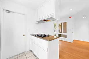 14362 Spa Dr, Huntington Beach, CA 92647 - Photo 15