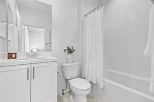 250 Novel, Irvine, CA 92618 - Photo 15