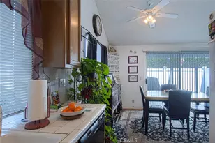 1042 Walnut St, Tustin, CA 92780 - Photo 15