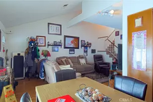 1042 Walnut St, Tustin, CA 92780 - Photo 13
