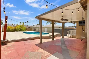 8201 Madrona, Fontana, CA 92335 - Photo 9