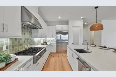 29770 Camino La Cumbre, Valencia, CA 91354 - Photo 3