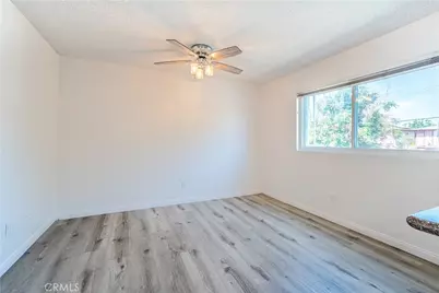 8851 Independence Ave #33, Canoga Park, CA 91304 - Photo 17