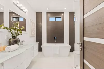 4485 Hazeltine Avenue #1, Sherman Oaks, CA 91423 - Photo 33