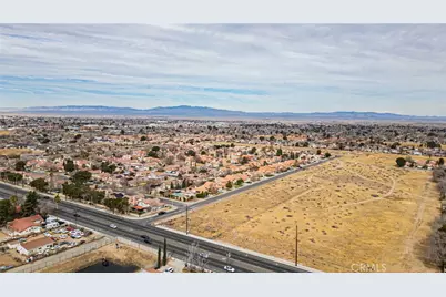 751 E K Avenue, Lancaster, CA 93535 - Photo 13