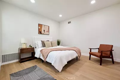8147 Aldea Avenue, Lake Balboa, CA 91406 - Photo 17