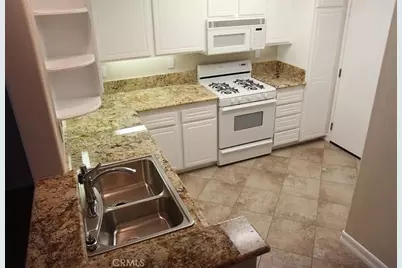 1003 Solvay Aisle, Irvine, CA 92606 - Photo 11