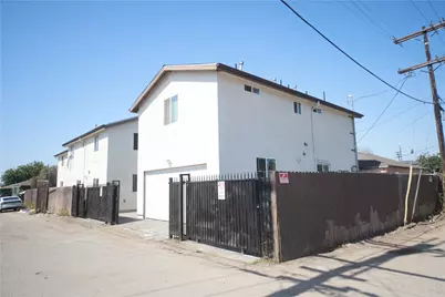 1019 E 84th Place, Los Angeles, CA 90001 - Photo 7