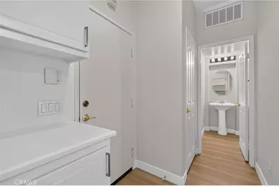 90 Topaz, Irvine, CA 92602 - Photo 19
