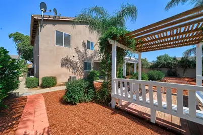 6377 Peach, Jurupa, CA 92880 - Photo 35
