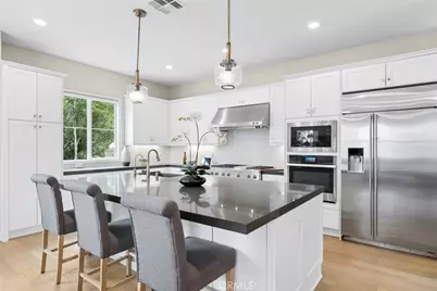 107 Spiral, Irvine, CA 92618 - Photo 5