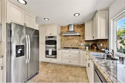 20652 Kelvin, Huntington Beach, CA 92646 - Photo 17