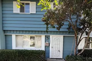 19843 Berkshire Ln, Huntington Beach, CA 92646 - Photo 21
