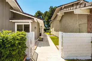 12 Blackswan, Irvine, CA 92604 - Photo 3