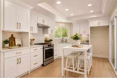 12 Blackswan, Irvine, CA 92604 - Photo 5