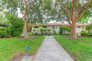 582 Avenida Majorca, Laguna Woods, CA 92637 - Photo 1
