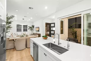 327 Baluster, Irvine, CA 92618 - Photo 63