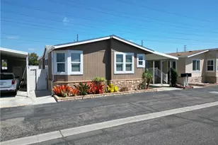 19350 Ward Street, Huntington Beach, CA 92646 - Photo 25