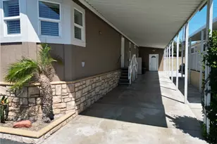 19350 Ward Street, Huntington Beach, CA 92646 - Photo 27