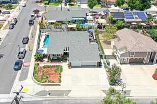 1932 Kellogg, Corona, CA 92879 - Photo 41
