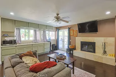 1932 Kellogg, Corona, CA 92879 - Photo 15