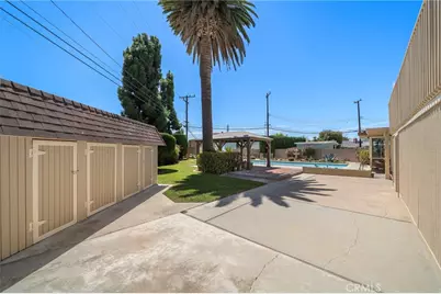 8798 La Casita Avenue, Fountain Valley, CA 92708 - Photo 35