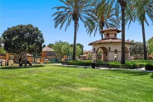 5 Upland, Irvine, CA 92602 - Photo 35