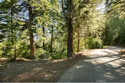 746 Blue Ridge Drive, Lake Arrowhead, CA 92385 - Photo 3