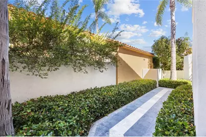 19 Tiara, Irvine, CA 92614 - Photo 3