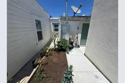 1079 W 22nd, San Pedro, CA 90731 - Photo 29