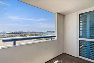 525 E Seaside Way, Long Beach, CA 90802 - Photo 37
