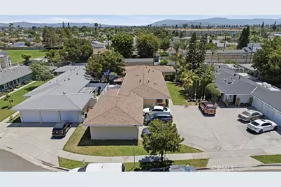 142 N La Plaza, Anaheim, CA 92805 - Photo 3