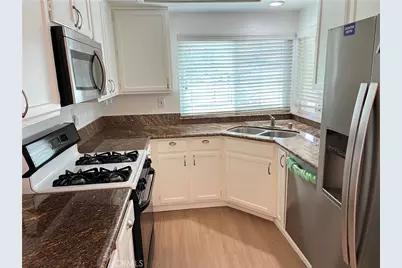 13912 McClure, Paramount, CA 90723 - Photo 5