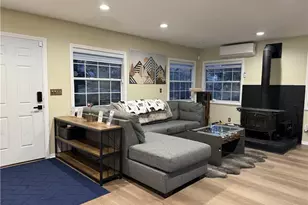 582 Rose Ln, Twin Peaks, CA 92391 - Photo 9